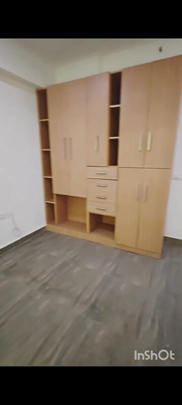 Room in 3 BHK Apartment at Gaur City 2 - 11th Avenue, Sector 16c Greater Noida – for Sale