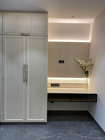 Furnished Amenities in 3 BHK Apartment at Lodha World View, Worli – for Rent