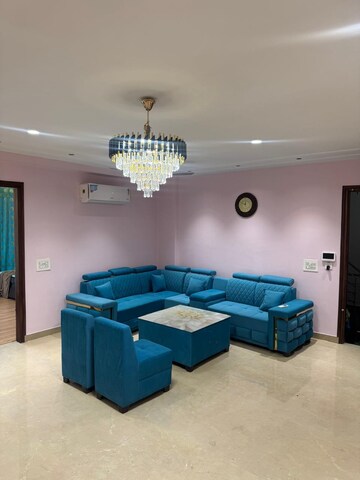Living Room in 3 BHK Builder Floor at Sector 4 – for Rent