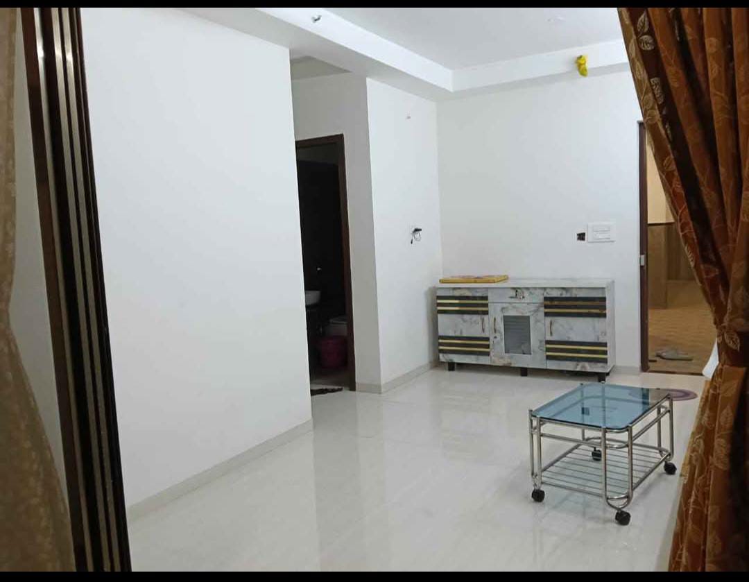1 RkBuilder Floor For Rent in Omkar Swarup CHS
