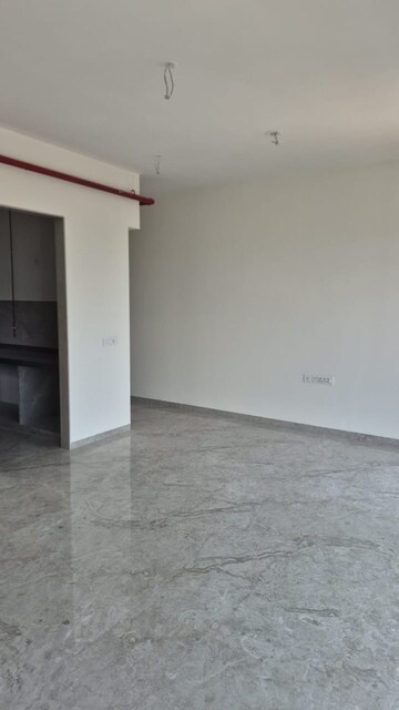 Room in 1 BHK Apartment at Godrej Nest Kandivali, Kandivali East – for Rent