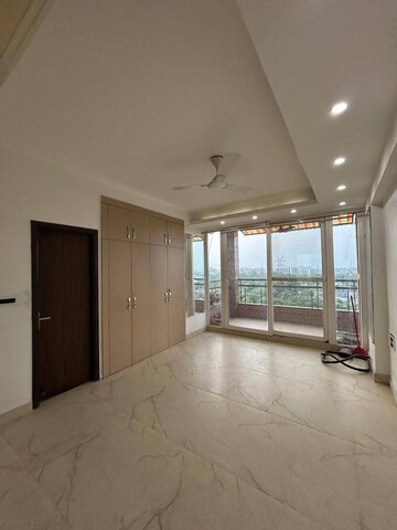 Room in 3 BHK Apartment at Shapoorji Pallonji Joyville Phase 2, Sector 102 – for Rent