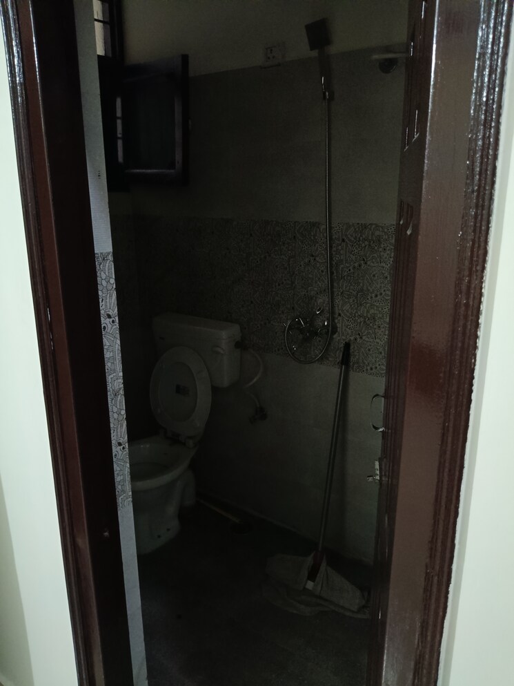 Bathroom, shri-devaji-residency 2 Bedroom 1000 Sq.Ft. Builder Floor In Dhakoli Zirakpur 8782473