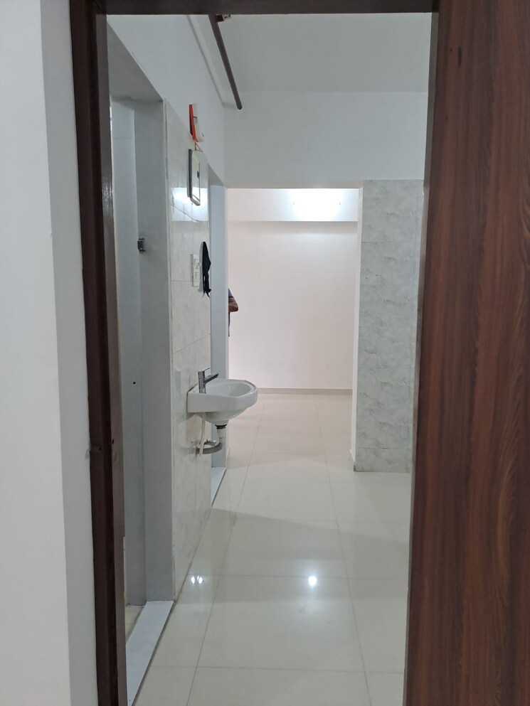 Bathroom, malad east 1 Bedroom 305 Sq.Ft. Apartment In Malad East Mumbai 8782474