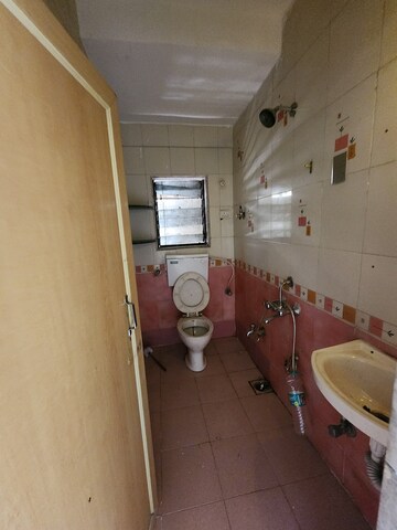 Bathroom in 2.5 BHK Apartment at Mahavir Heights Ghansoli, Ghansoli – for Rent