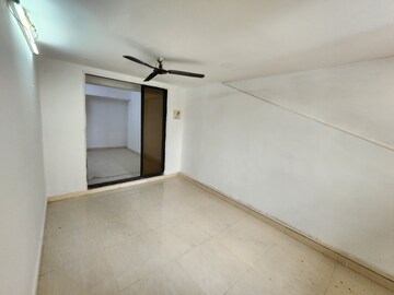 Master Bedroom in 2.5 BHK Apartment at Mahavir Heights Ghansoli, Ghansoli – for Rent