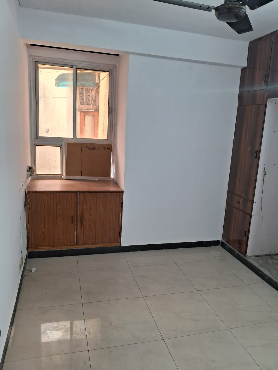 3 BHK Apartment For Rent in Saraswati Appartment 