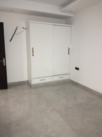 Room in 2 BHK Apartment at Nimbus The Hyde park, Sector 78 – for Sale