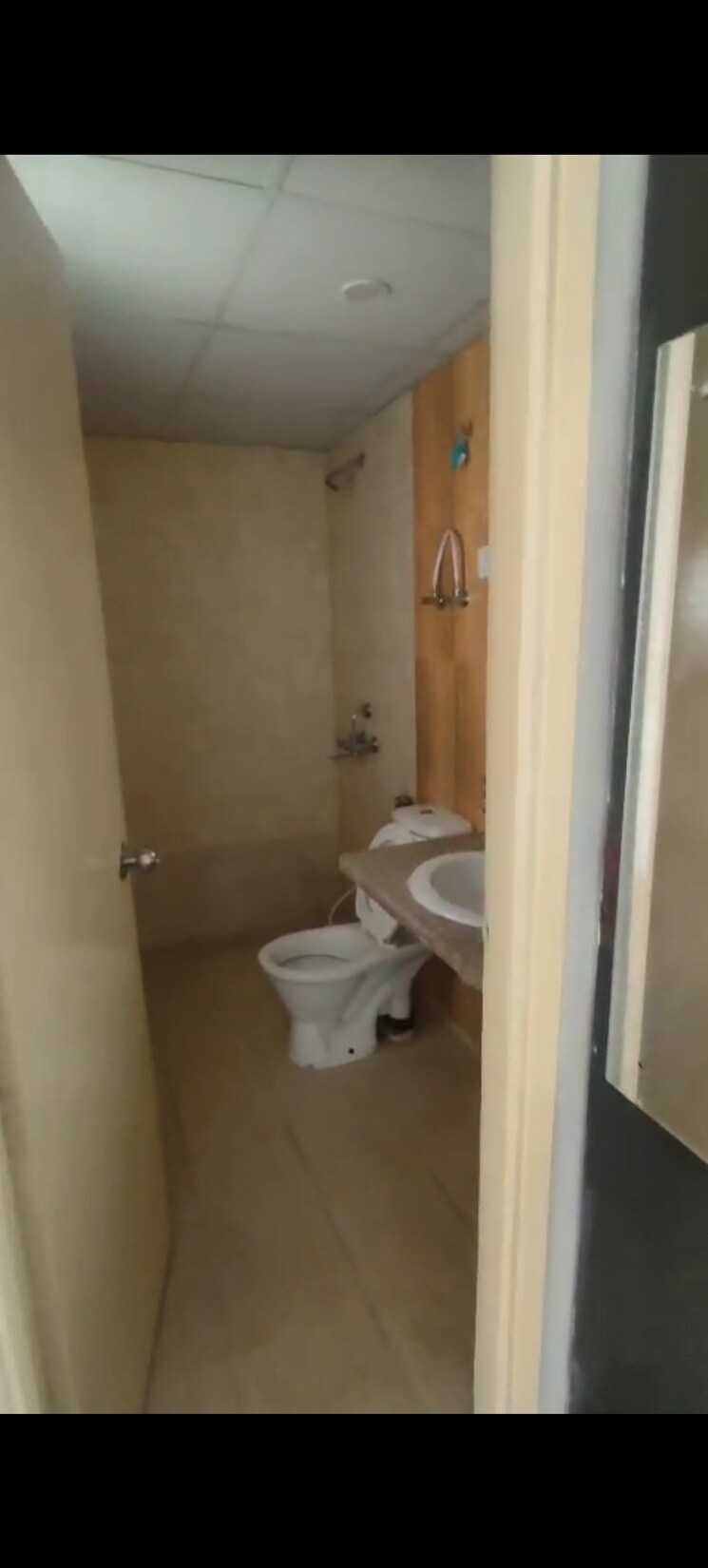 Bathroom, mahagun-mantra-i 2.5 Bedroom 1200 Sq.Ft. Apartment In Sector 10 Greater Noida Greater Noida 8782565