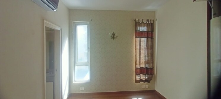 Room, emaar-palm-hills 3.5 Bedroom 1575 Sq.Ft. Apartment In Sector 77 Gurgaon 6959840