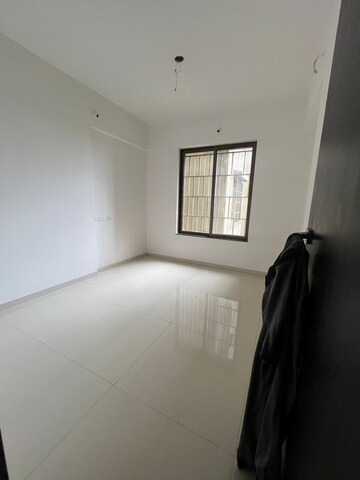 Room in 2.5 BHK Apartment at Runal Spacio, Ravet – for Rent