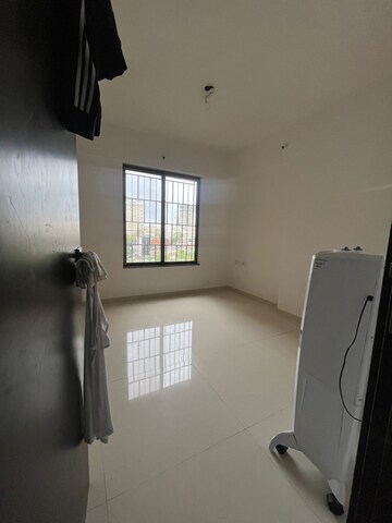 Room in 2.5 BHK Apartment at Runal Spacio, Ravet – for Rent