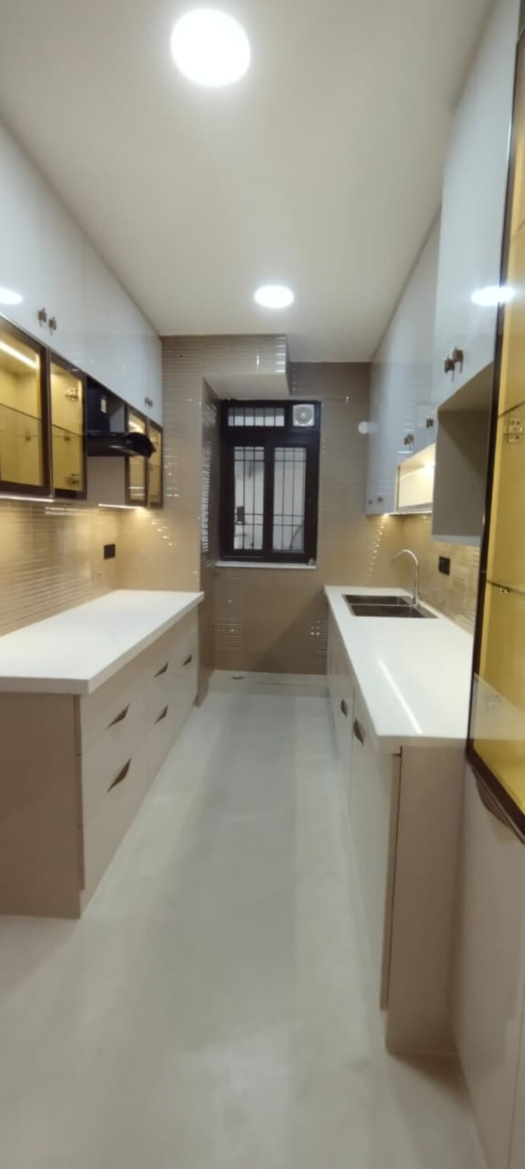 Kitchen, vasant kunj 3 Bedroom 1500 Sq.Ft. Apartment In Vasant Kunj Delhi 8782651