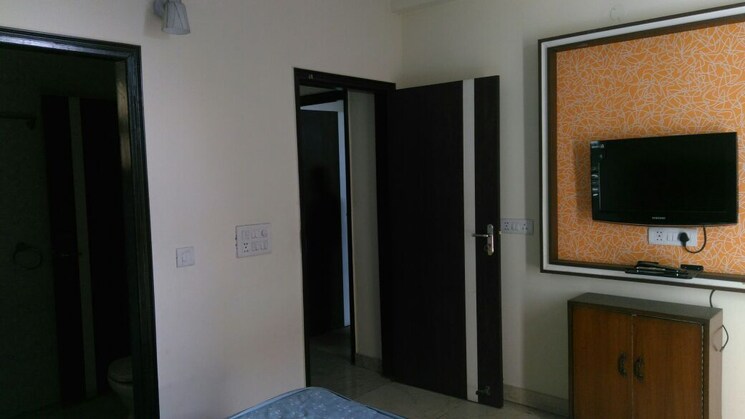 Room, shivalik colony 2 Bedroom 2000 Sq.Ft. Builder Floor In Shivalik Colony Delhi 8782647