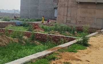 Plot For Sale in Kalindi Kunj