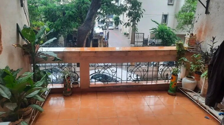 Balcony, lunkad-colonnade-i 2 Bedroom 1000 Sq.Ft. Apartment In Viman Nagar Pune 8782672
