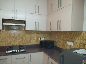 Kitchen in 2 BHK Builder Floor at Shivalik Colony – for Rent