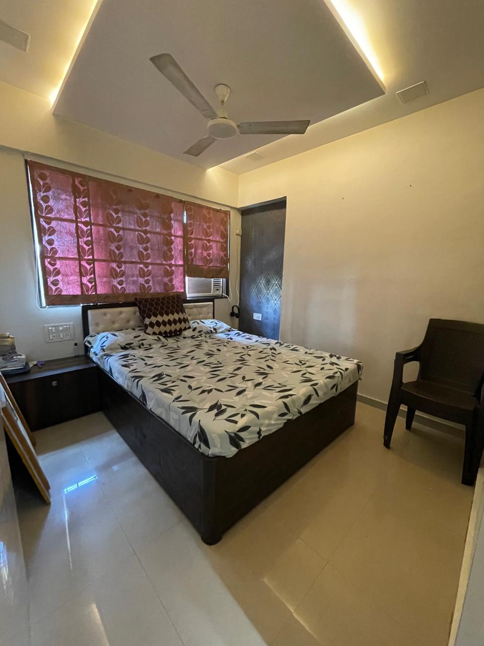 3 BHK + Extra Room Apartment For Sale in Gurukrupa Sunil Apartments