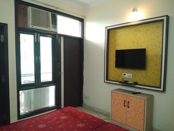 Bedroom in 2 BHK Builder Floor at Shivalik Colony – for Rent