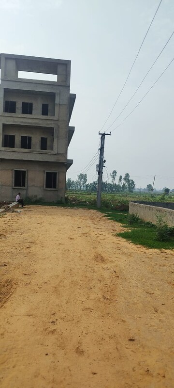  Plot For Sale in Kalindi Kunj