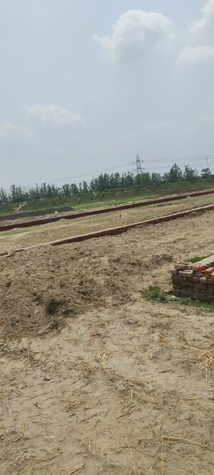 Plot Area in  Plot at Kalindi Kunj – for Sale