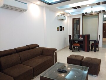 Living Room in 3 BHK Builder Floor at Shivalik Colony – for Rent
