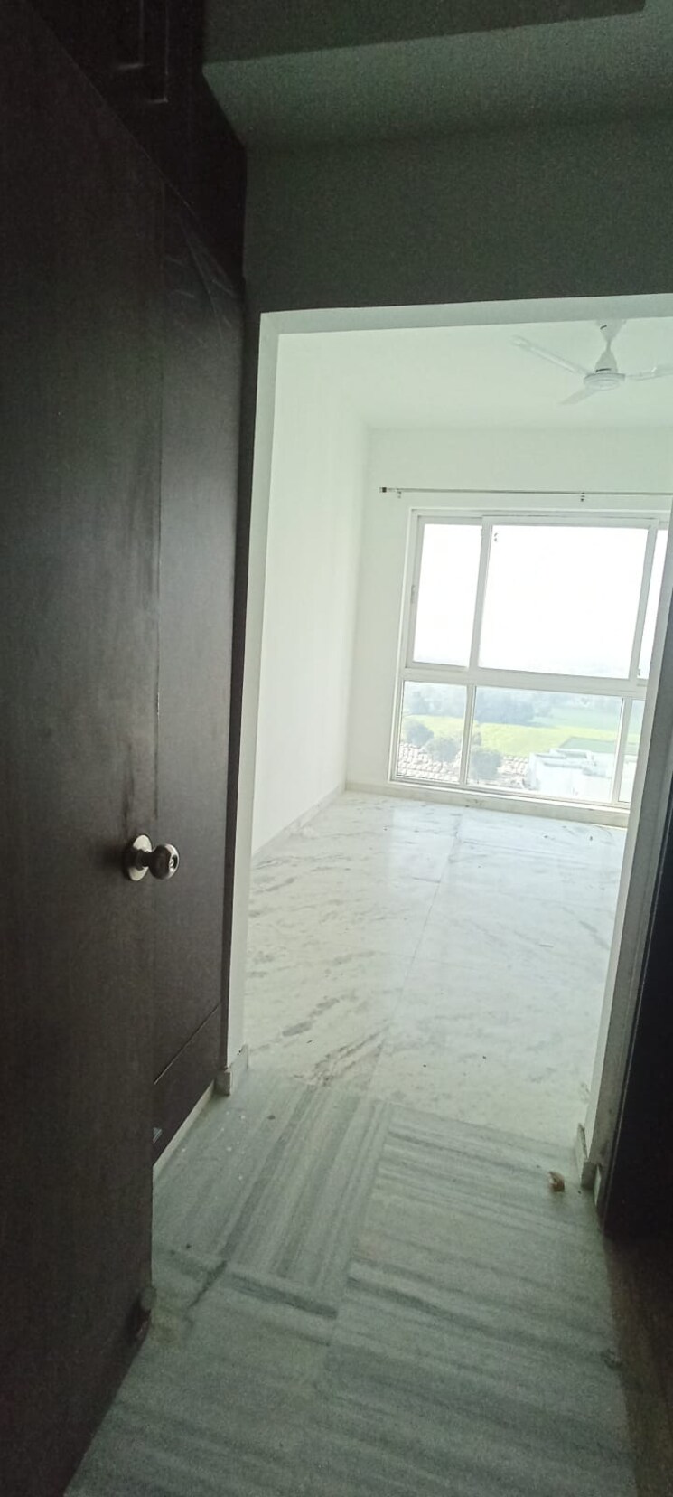 Room, umang-winter-hills 3 Bedroom 1822 Sq.Ft. Apartment In Sector 77 Gurgaon 8782700
