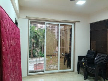 Bedroom in 4 BHK Apartment at Rashmi Signature, Mira Road – for Rent