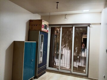 Bedroom in 4 BHK Apartment at Rashmi Signature, Mira Road – for Rent