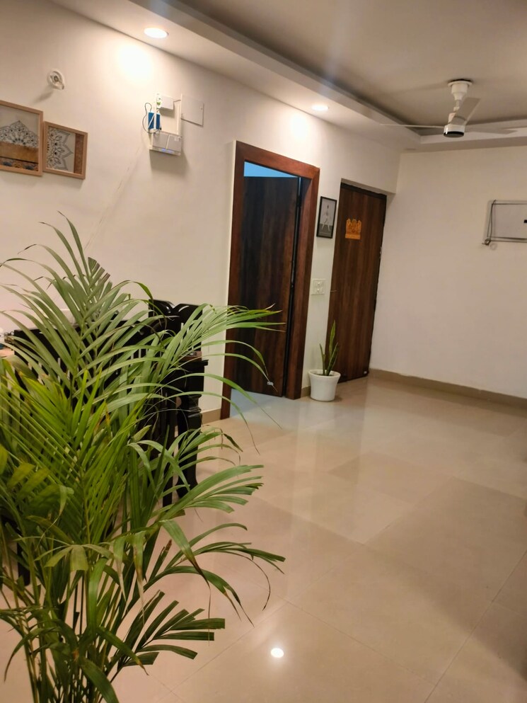 Room, mahagun-mywoods 2.5 Bedroom 1110 Sq.Ft. Apartment In Sector 16c Greater Noida Greater Noida 8782750