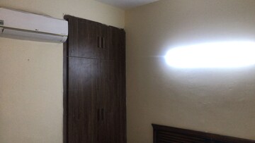 Room in 3.5 BHK Apartment at Emaar Palm Hills, Sector 77 – for Sale