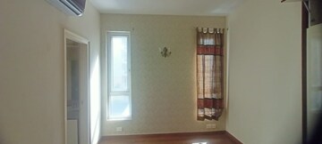 Room in 3.5 BHK Apartment at Emaar Palm Hills, Sector 77 – for Sale