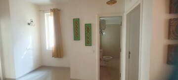 Room in 3.5 BHK Apartment at Emaar Palm Hills, Sector 77 – for Sale