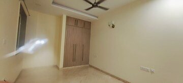 Room in 3 BHK Builder Floor at Hauz Khas – for Rent