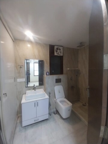 Bathroom in 3 BHK Builder Floor at Safdarjung Enclave – for Rent