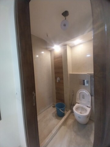 Bathroom in 3 BHK Builder Floor at Safdarjung Enclave – for Rent