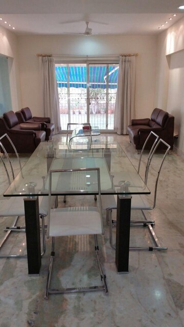 Team Area in 5 BHK Villa at Gandipet – for Rent