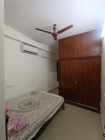 Furnished Amenities in 2 BHK Apartment at Srirams Amiya Residency, Kondapur – for Rent