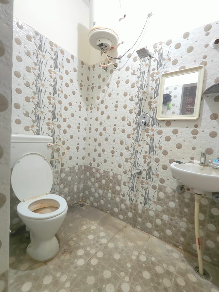 Bathroom, iti layout 1 Bedroom 600 Sq.Ft. Builder Floor In Iti Layout Bangalore 8782846