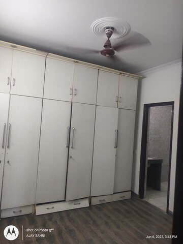 Furnished Amenities in 2 BHK Builder Floor at Mehrauli – for Rent