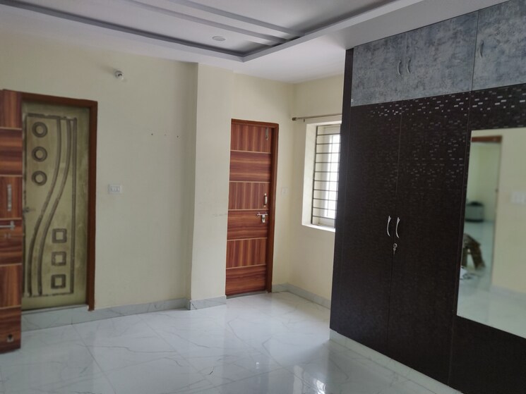 Room, sai-teja-hs-villa-apartment 3 Bedroom 1800 Sq.Ft. Apartment In Vijayanagar Colony Hyderabad 8782878