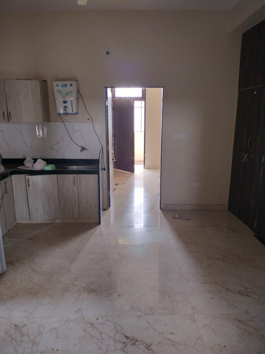 3 BHK Apartment For Rent in Cedar Luxuria