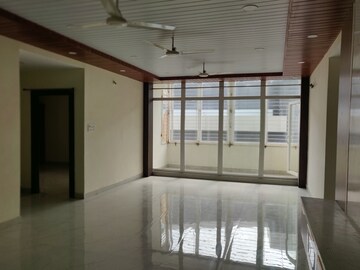 Room in 3 BHK Apartment at Lushes Banjara, Banjara Hills – for Rent