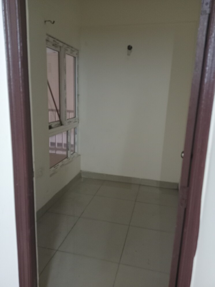 Bathroom, royce-sentosa-parc 2.5 Bedroom 1225 Sq.Ft. Apartment In Raj Nagar Extension Ghaziabad 8782900