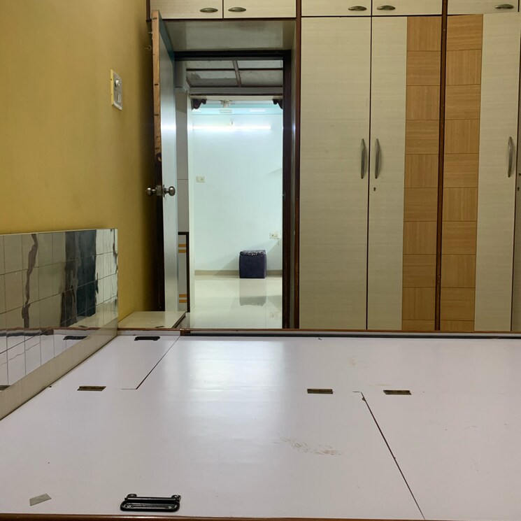 Room, borivali west 1 Bedroom 468 Sq.Ft. Apartment In Borivali West Mumbai 8782927