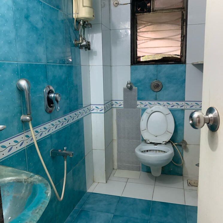 Bathroom, borivali west 1 Bedroom 468 Sq.Ft. Apartment In Borivali West Mumbai 8782927