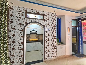 Furnished Amenities in 4 BHK Builder Floor at Niti Khand ii – for Rent
