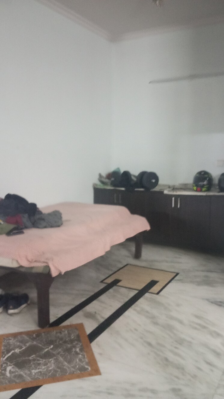 Bedroom, sector 46 3 Bedroom 1950 Sq.Ft. Builder Floor In Sector 46 Noida 8782933