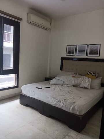Bedroom in 2 BHK Builder Floor at The Images Floors, Sector 51 – for Rent
