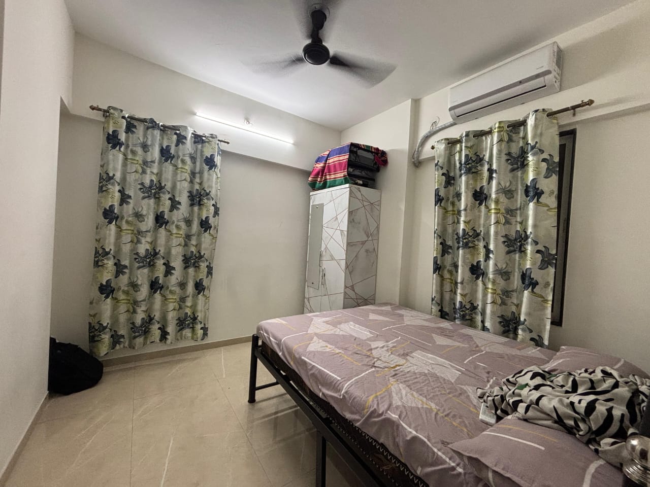 2 BHK + Study Room 650 Sq.Ft. Apartment in Shell Colony
